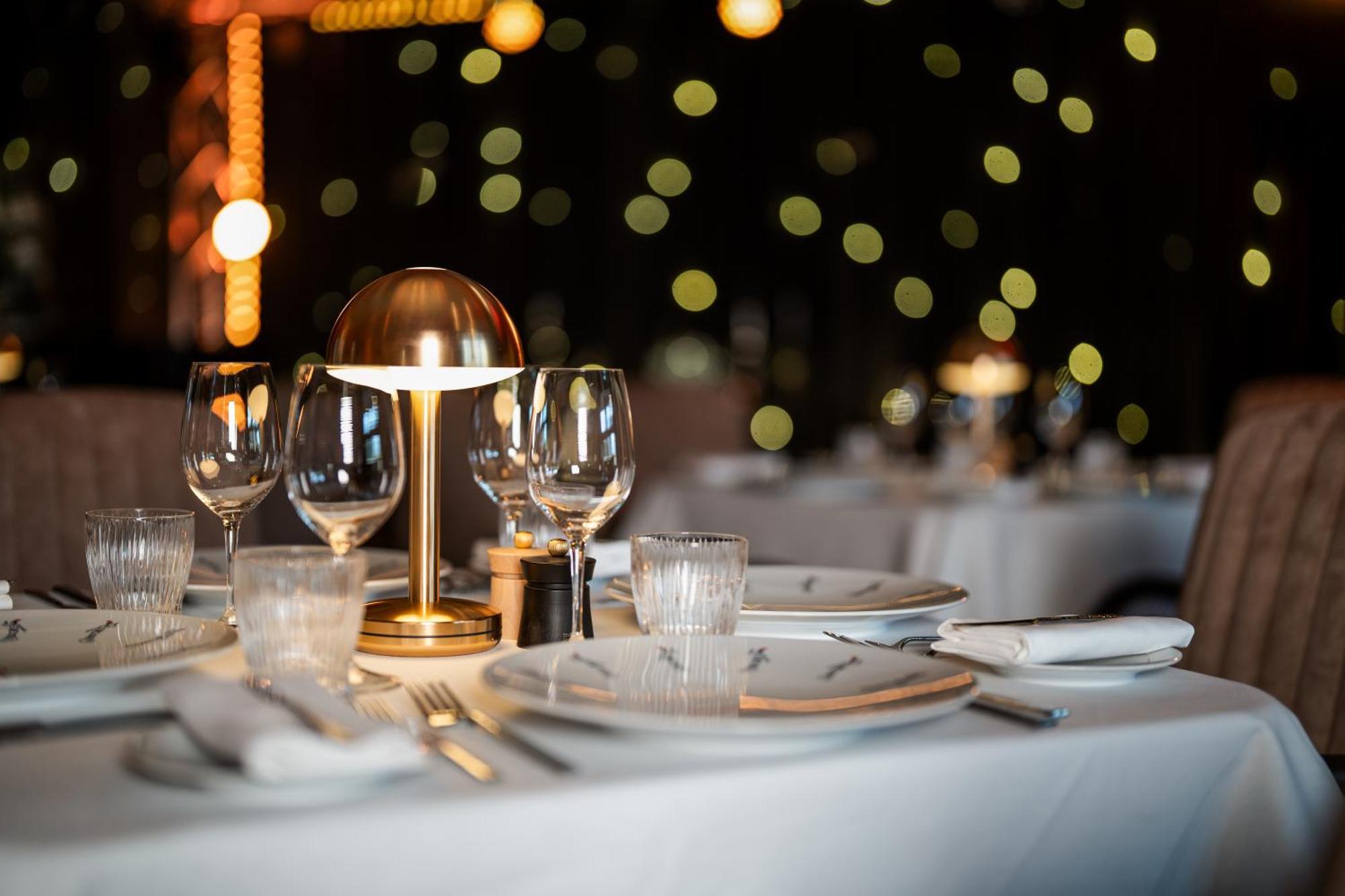 Crossbasket Castle & Restaurant 5* High Blantyre